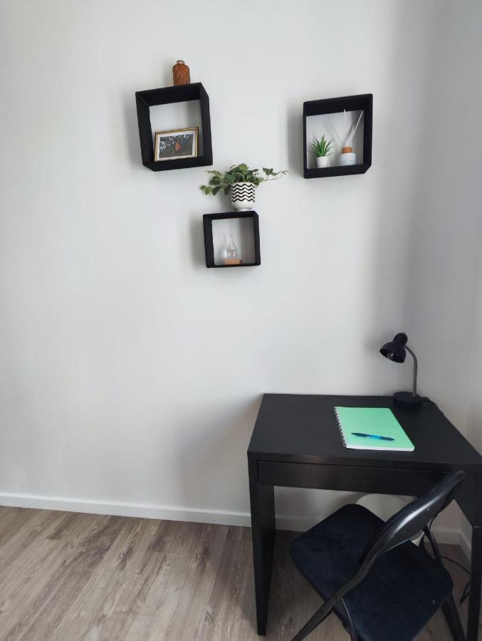 Gezellig Appartement Op Het Bruisende Zuid. Antwerpen Eksteriør billede